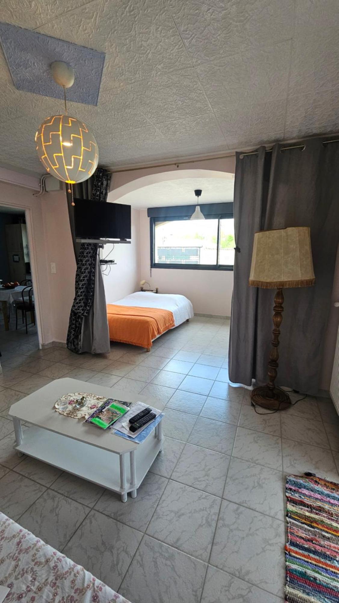 Gite Esprit Etape Saint-Barthélemy-de-Vals Exterior foto